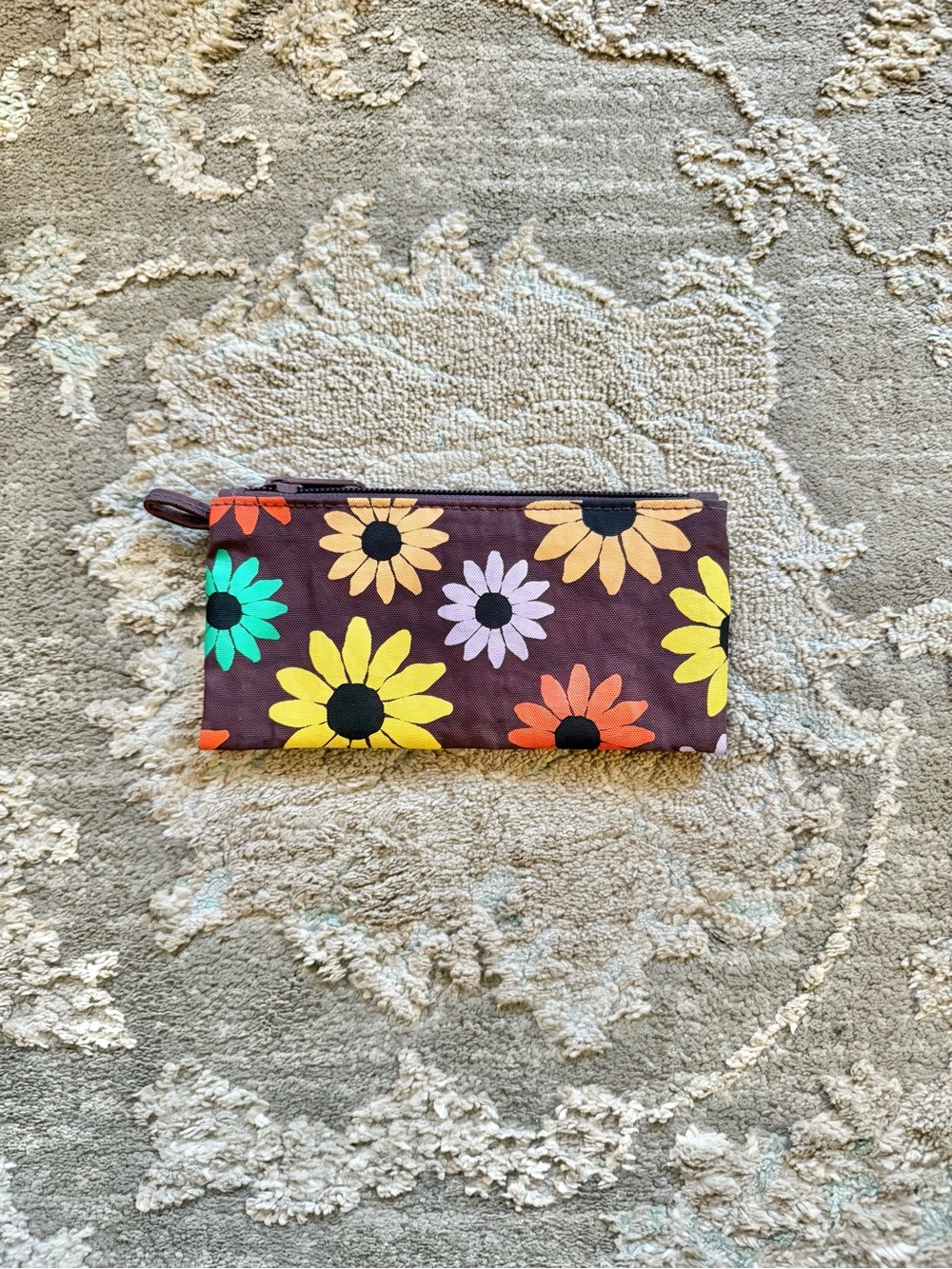 BAGGU Lanyard Pouch - Raisin Daisy